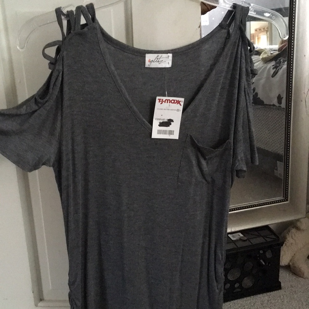 shoulder cut off shirt
